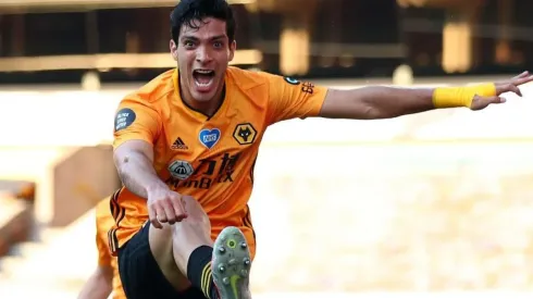 El mexicano se mostró feliz tras lograr la tercera victoria al hilo. (Getty)