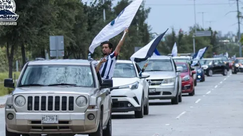 Rayados copa las calles de Monterrey y recibe saludos europeos