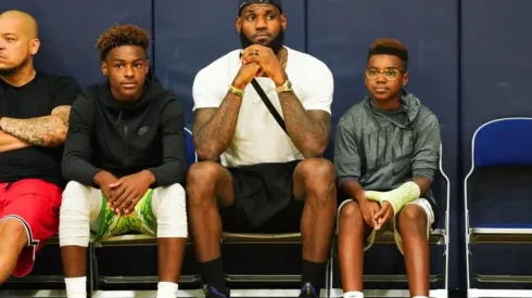 Broony y LeBron James (Getty Images)