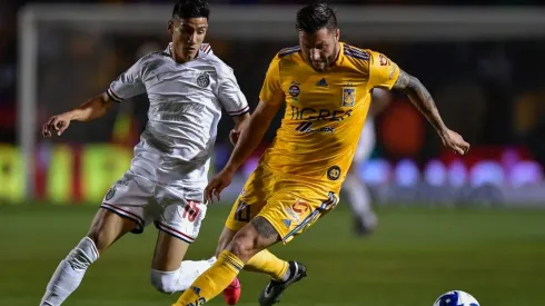 El once probable de Chivas y Tigres para esta noche