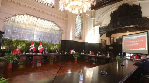 Víctor Zamora es el ministro de Salud de Martín Vizcarra.