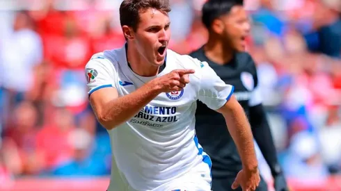 Santiago Giménez busca consolidarse como goleador de La Máquina. (Cruz Azul FC)
