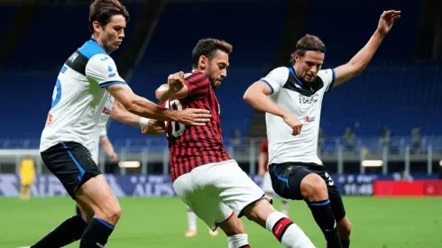 Golazos de Calhanoglu y Zapata en Milán.