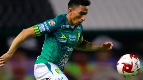 Nacho Ambríz salió a defender a Ángel Mena.