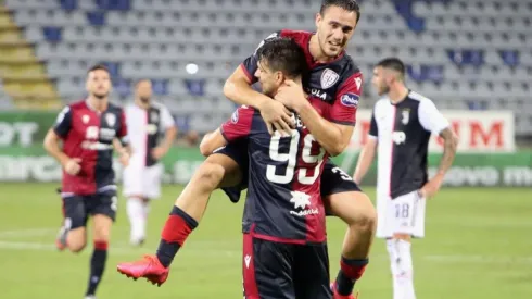 Simeone festejando su gol. (Getty)