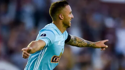 Emanuel Herrera también jugó en Melgar de Arequipa.