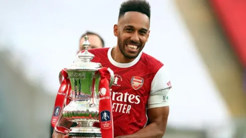 El tuit de Aubameyang cuando se enteró que FIFA le bajó el puntaje