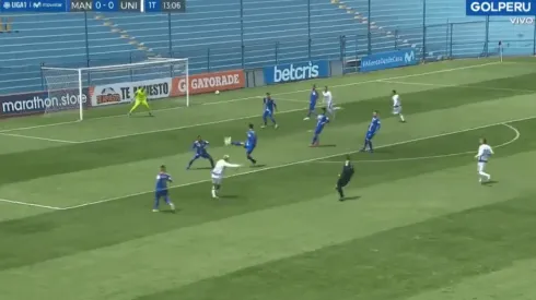 Alejandro Hohberg pateo por izquierda con la derecha.