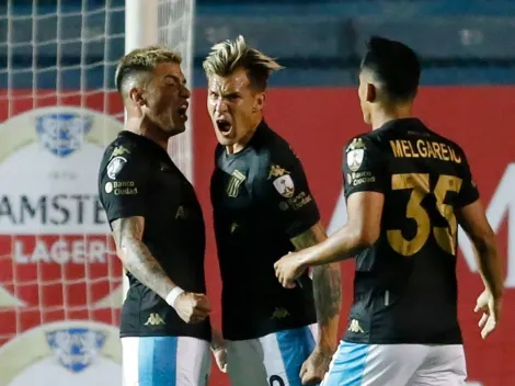 De un golazo de penal, Racing le ganó a Nacional y pelea por ser líder