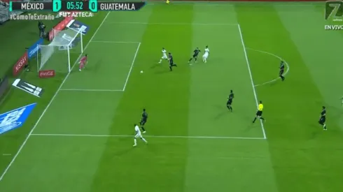 Henry Martín adelantó al Tri ante Guatemala.