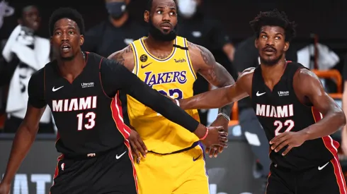 Adebayo James y Butler