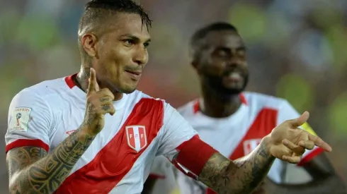 Doblete de André Carrillo en Asunción permitió que la selección peruana logre su primer punto.