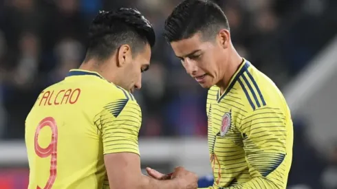 Radamel Falcao y James Rodríguez con la Selección Colombia.