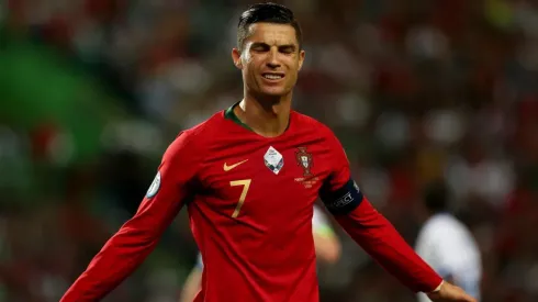 Video: Cristiano Ronaldo volvió a Italia en un avión sanitario