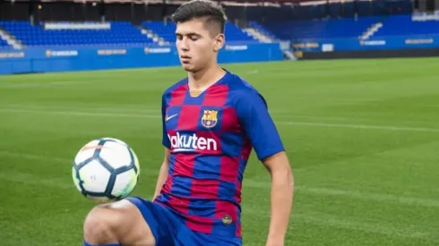 Santiago Ramos Mingo con la camiseta de Barcelona.