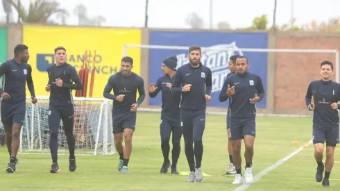 Alianza Lima no viene bien el torneo local y quedó eliminado de la Copa Libertadores.