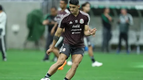 Alan Pulido se ilusiona con Qatar 2022