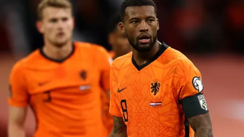 Holanda enfrenta a España por un amistoso.