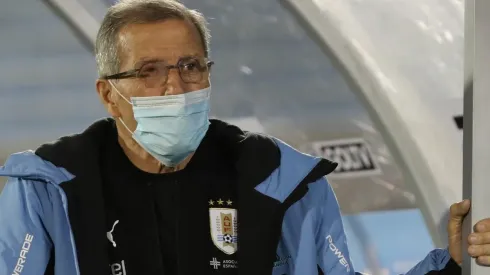 Un dolor de cabeza para el 'Maestro' Tabárez.