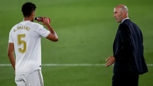 Para Zidane, Varane es intransferible: "La posición del club y la mía son claras"