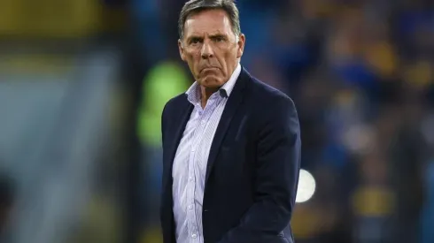 Miguel Russo tiene tres nombres para dos lugares.