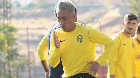Christian Cueva busca mantenerse en buen estado físico.
