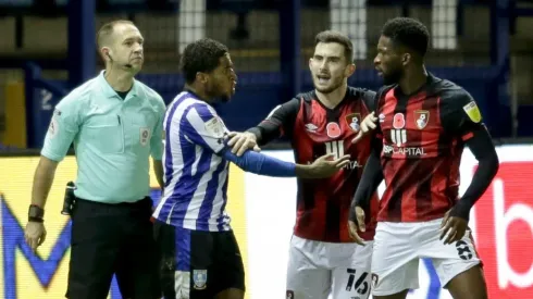 Jéfferson Lerma en el partido Sheffield Wednesday vs. Bournemouth.
