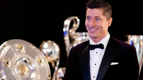 Lewandowski despidió el 2020 desde su cama y rodeado por todos los trofeos que ganó