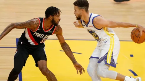 Golden State Warriors vs. Portland Trail Blazers juegan por la NBA este domingo. (Getty Images)