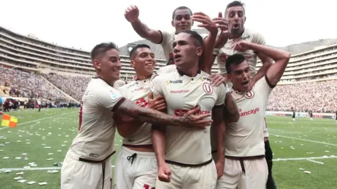 Universitario necesita un delantero de jerarquía para la Copa Libertadores.