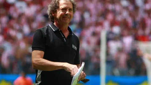 Daniel Brailovsky defendió a Gio Dos Santos.