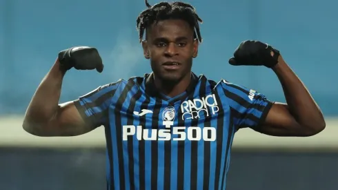 Atalanta, a la final de la Copa Italia, con un Duván Zapata intratable