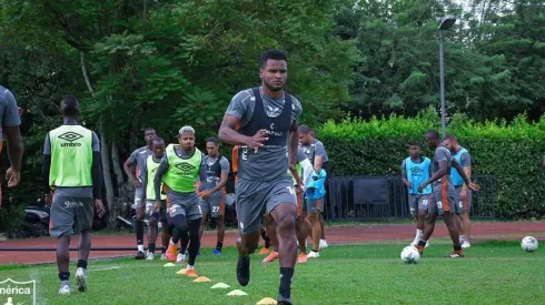 Sin Duván Vergara, América de Cali se prepara para su partido frente a Santa Fe