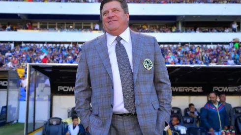 Miguel Herrera inició su caminó como DT en 2002 con Atlante.