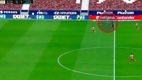 Como Andrada en Madrid: Oblak fue a buscar el empate y al Atlético le hicieron el 3 a 1