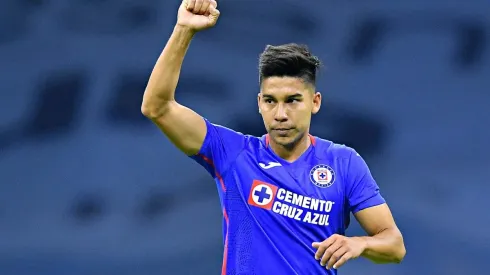 Golazo de Pol Fernández para darle la victoria a Cruz Azul