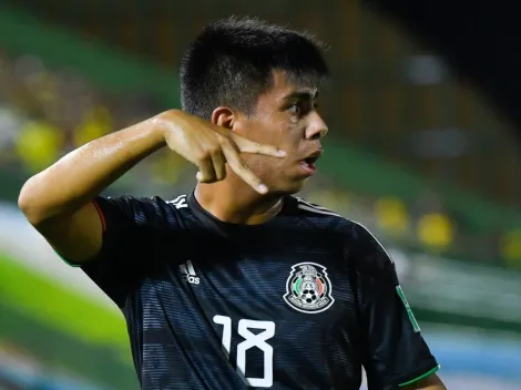 Efraín Álvarez también fue inscrito por Estados Unidos