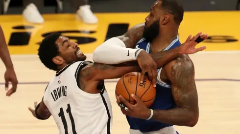 Kyrie Irving y LeBron James