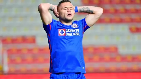 José de Jesús Corona le aplicó un castigo interno a Jonathan Rodríguez