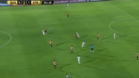 ¿Robo a Atlético Nacional? Le anularon un gol a Alvez en la Libertadores