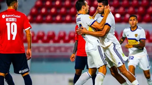 Carlos Zambrano es central titular en Boca Juniors.