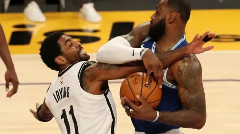 Kyrie Irving y LeBron James