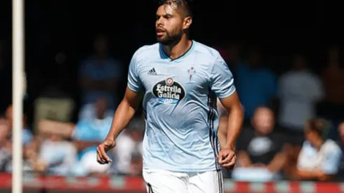 Néstor Araujo se lesionó, así lo anunció Celta de Vigo.
