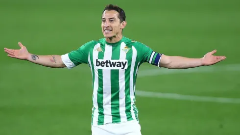 Andrés Guardado, posible titular en el duelo de Real Betis con Elche (Foto: Getty Images).