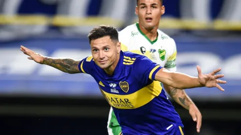 El festejo de Mauro Zárate para el 2-1 de Boca.