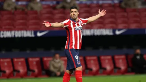 Sufre Atlético Madrid: se desgarró Luis Suárez y será baja por varios partidos