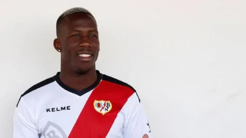 Luis Advíncula vuelve a ser vinculado con Boca Juniors.