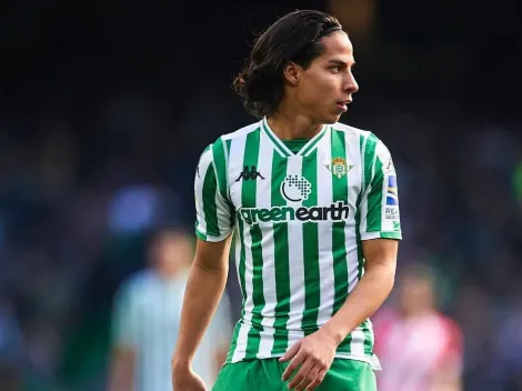 Diego Lainez ingresó motivado pero Jan Oblak le negó el gol