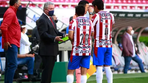 José Juan Macías tendría una plática con Víctor Vucetich