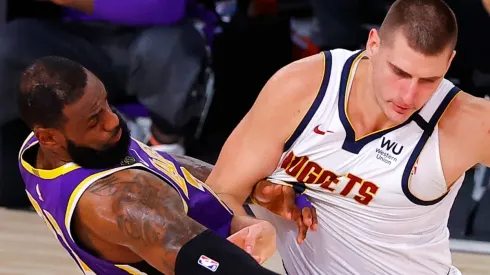 LeBron James y Nikola Jokic